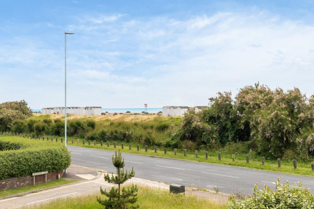 Additional property image - Marine Crescent, Goring-By-Sea, BN12