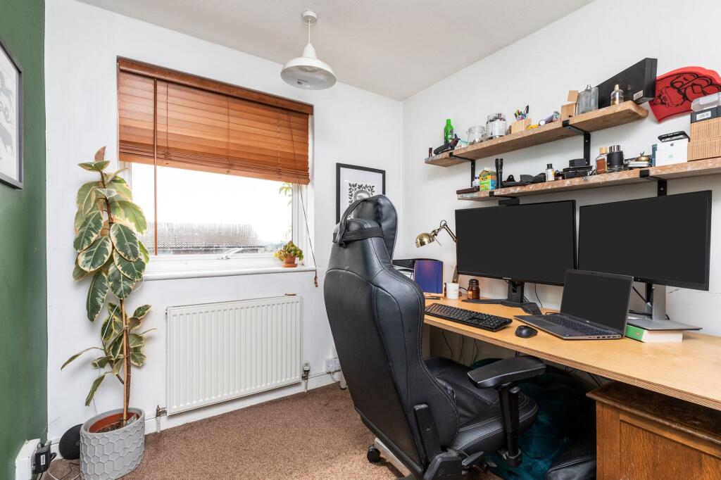 Additional property image - Teign Walk, Worthing, BN13