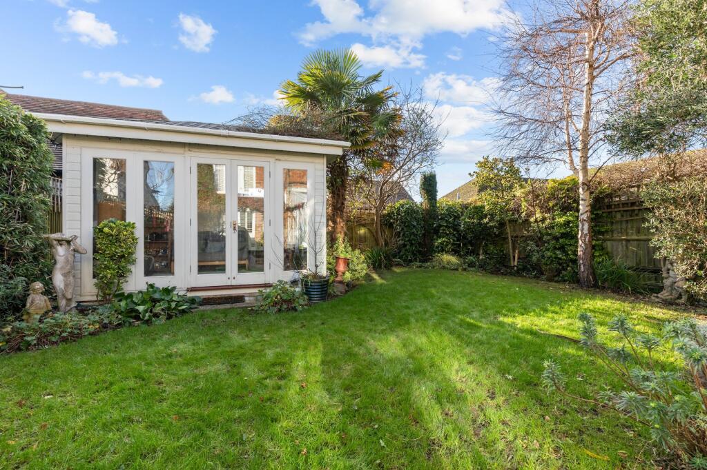 Additional property image - North Lane, East Preston, BN16