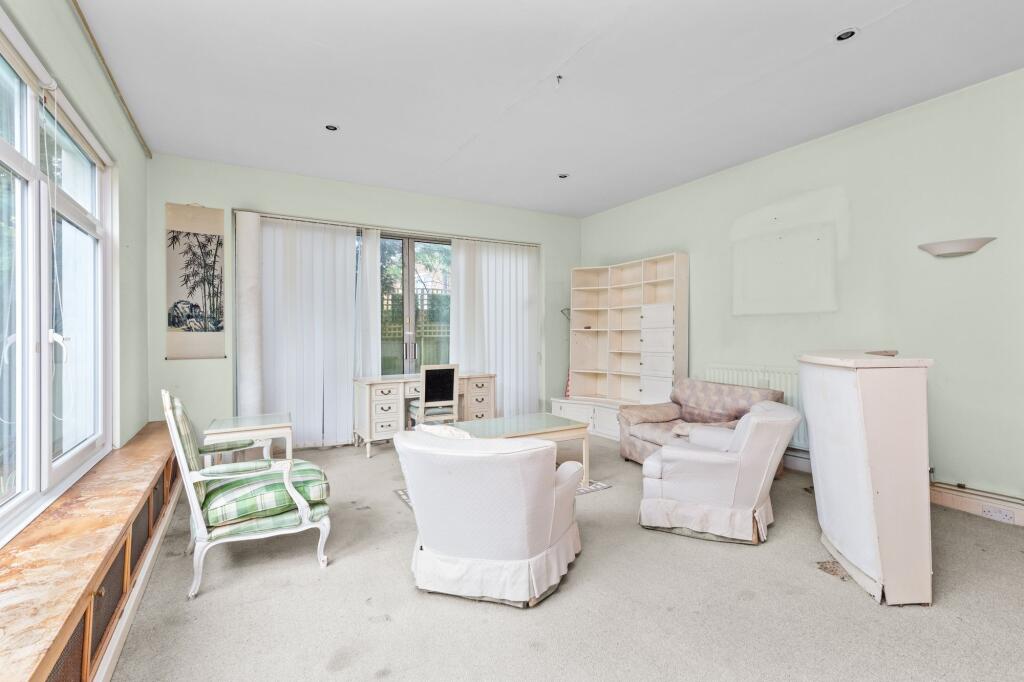 Additional property image - Mulberry Hollow, Angmering, BN16