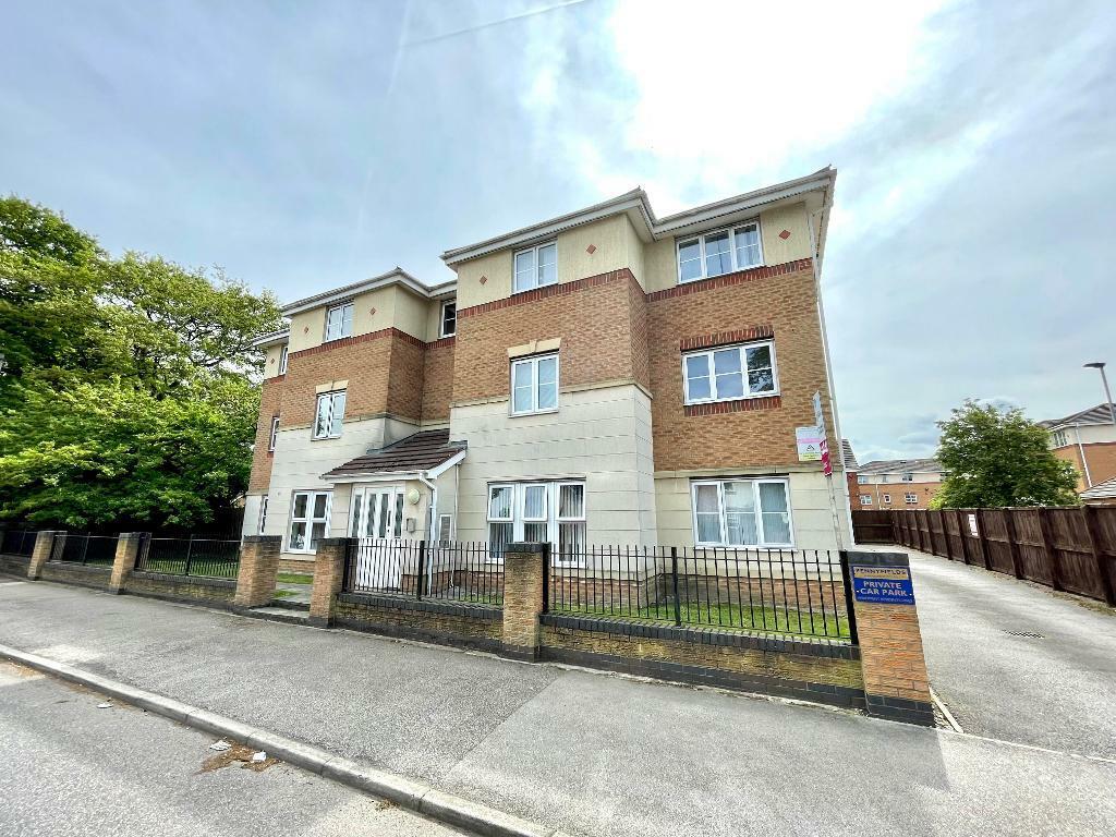 2 bedroom flat for sale in Carr Head Lane, Bolton On Dearne, Rotherham