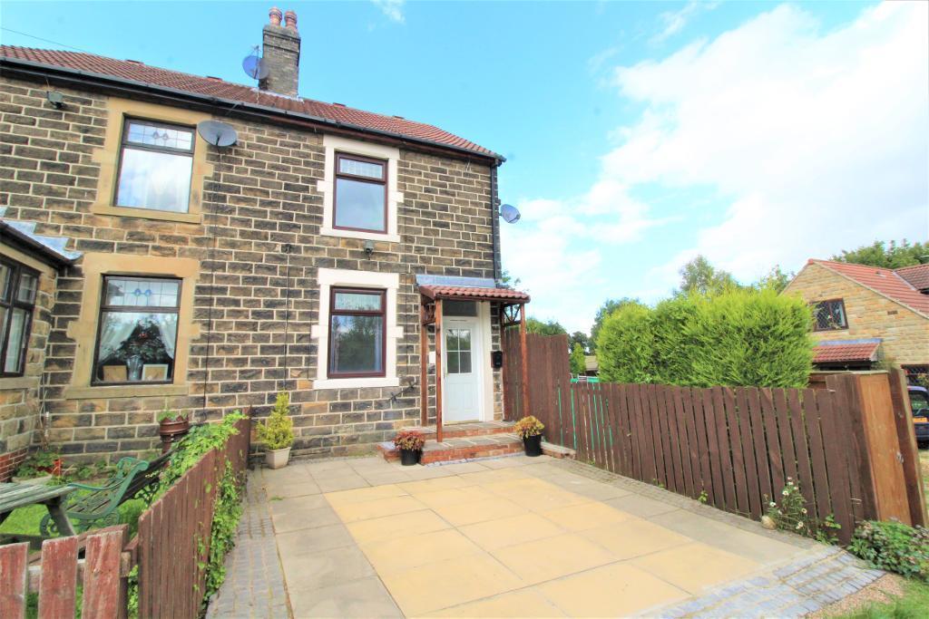 2 bedroom semidetached house for sale in Barnsley Road, Hoyland