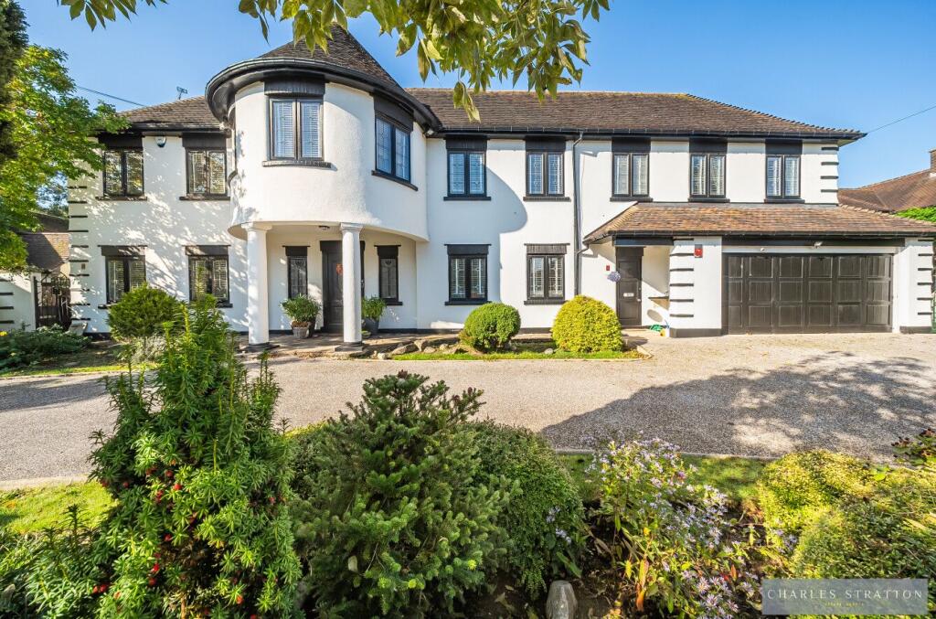 Main image of property: Links Avenue, Gidea Park 