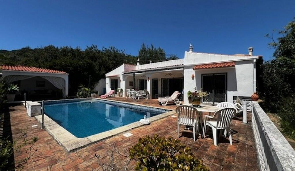 Main image of property: Santa Bárbara de Nexe, Algarve