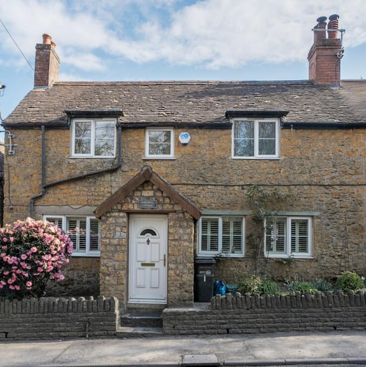 Main image of property: Cary Hill, Castle Cary, Somerset, BA7 7HL