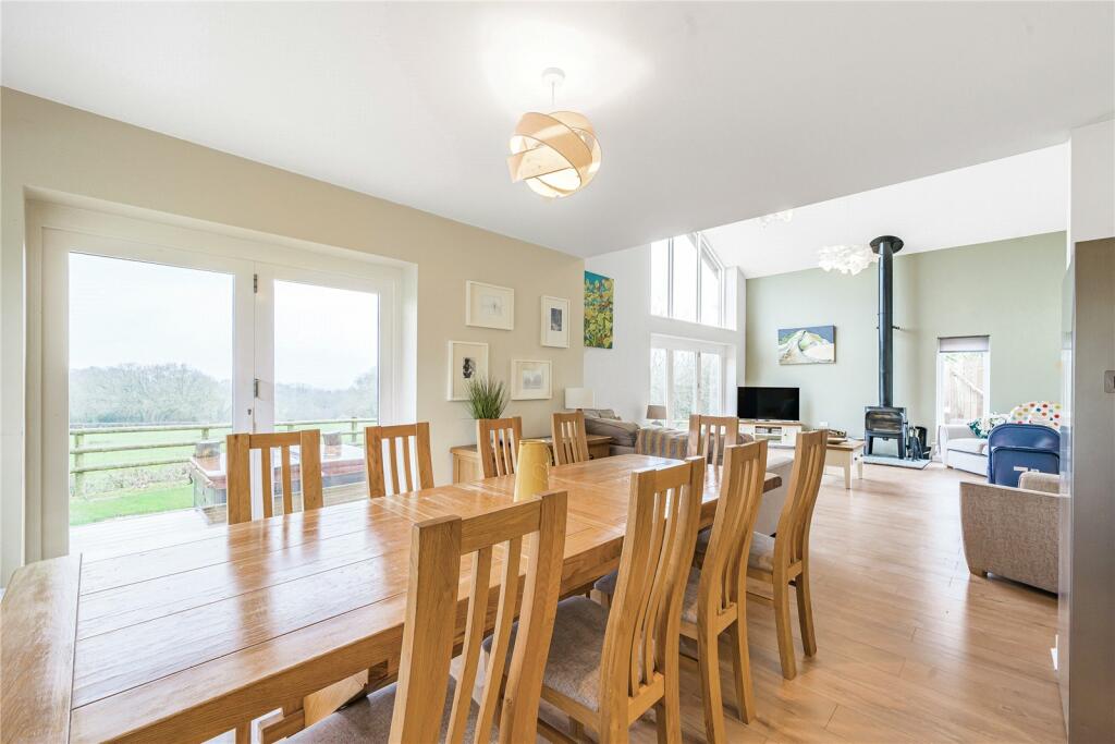 6 bedroom detached house for sale in Blackborough, Cullompton, Devon, EX15