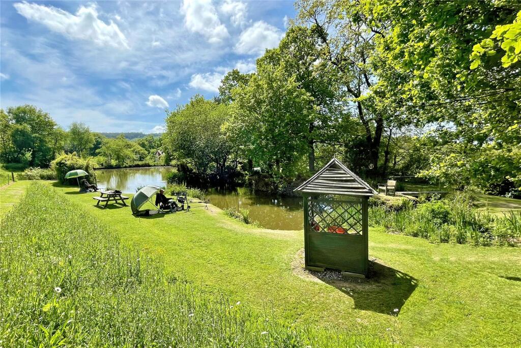 5 bedroom detached house for sale in Blackborough, Cullompton, Devon, EX15