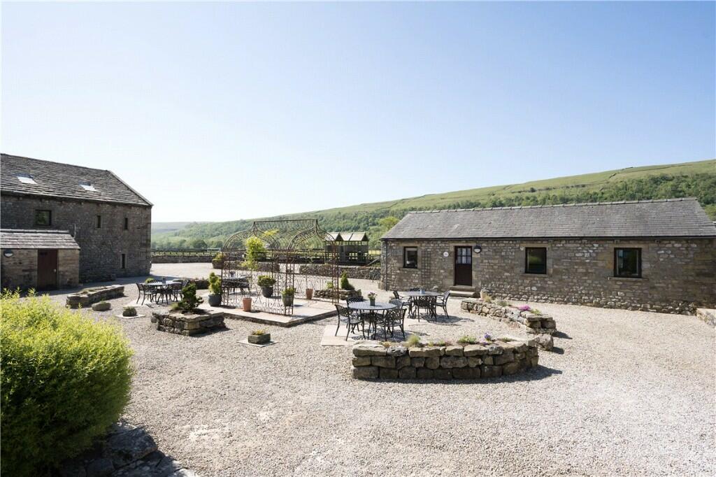 Additional property image - Stonelands Farmyard Cottages and Dubb Croft Barn, Litton, Near Skipton, North Yorkshire, BD23