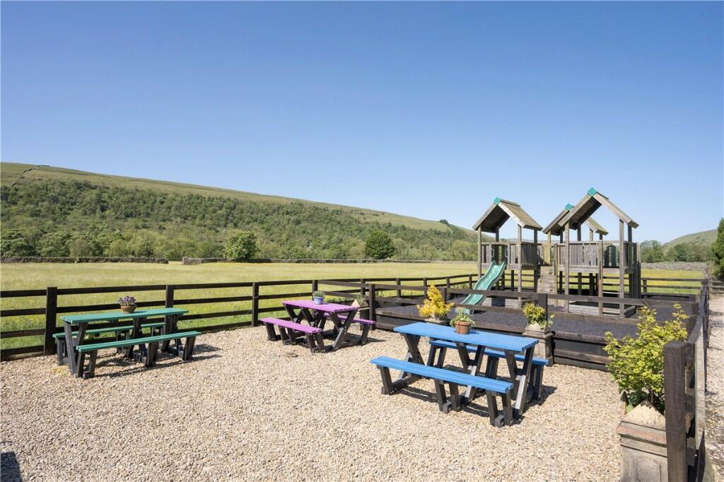 Additional property image - Stonelands Farmyard Cottages and Dubb Croft Barn, Litton, Near Skipton, North Yorkshire, BD23