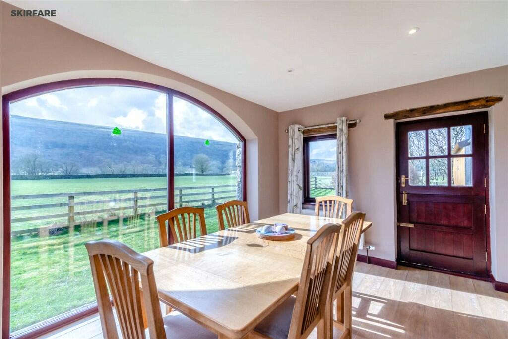 Additional property image - Stonelands Farmyard Cottages and Dubb Croft Barn, Litton, Near Skipton, North Yorkshire, BD23