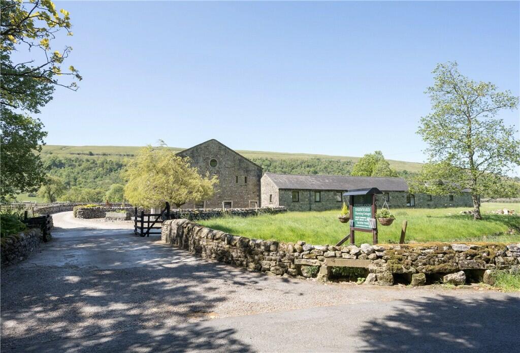 Additional property image - Stonelands Farmyard Cottages and Dubb Croft Barn, Litton, Near Skipton, North Yorkshire, BD23