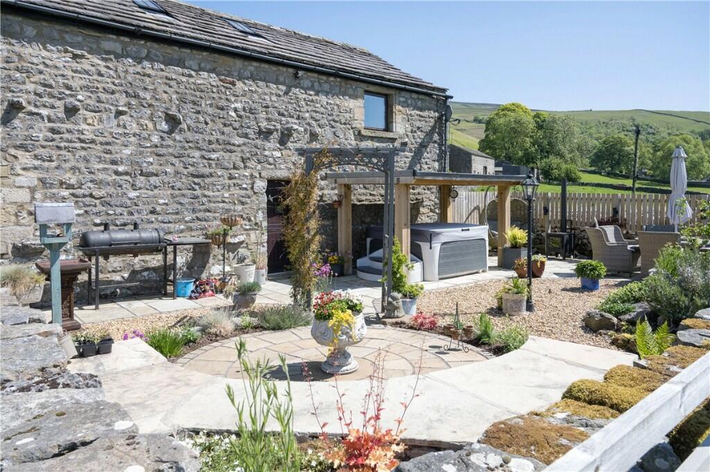 Additional property image - Stonelands Farmyard Cottages and Dubb Croft Barn, Litton, Near Skipton, North Yorkshire, BD23