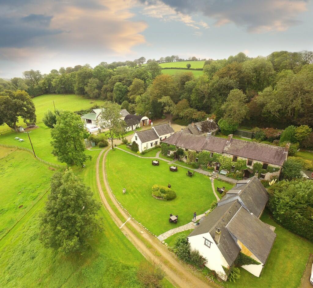 Leisure facility for sale in Holiday Cottage Complex for sale, Lancych