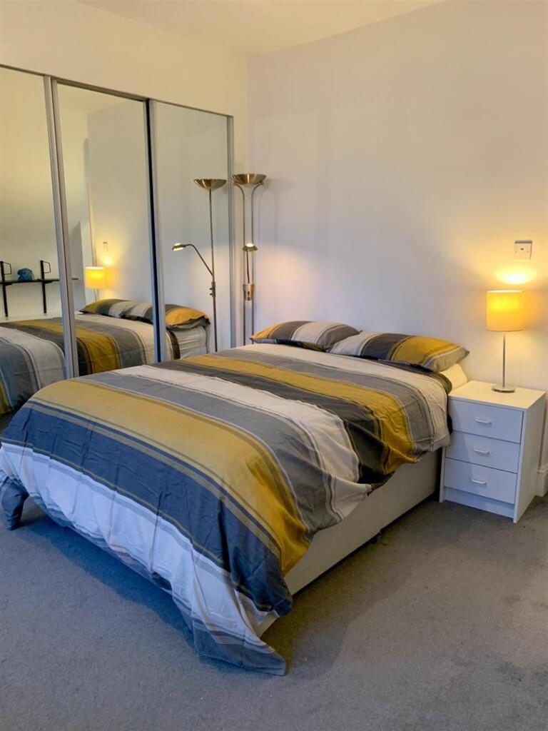 Main image of property: 106-108 Tooting High Street