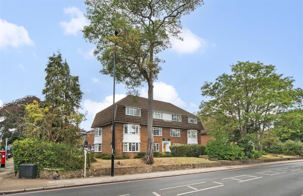 Main image of property: London Road, BR1