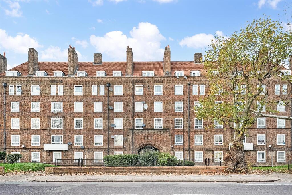 Main image of property: Peckham Road, SE5