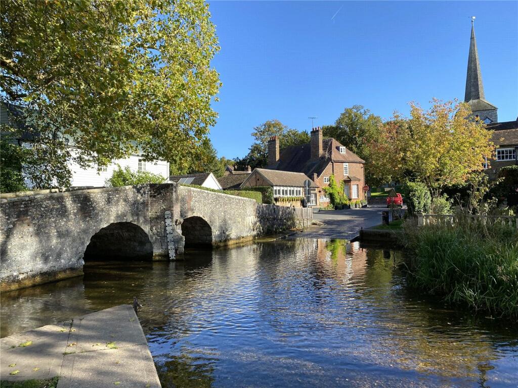 3 bedroom detached house for sale in Bower Lane, Eynsford, Dartford, DA4