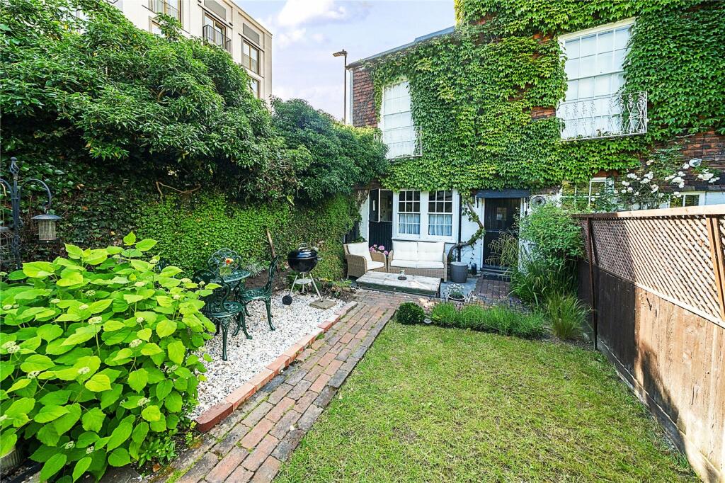 Main image of property: Sussex Mews, Tunbridge Wells, Kent