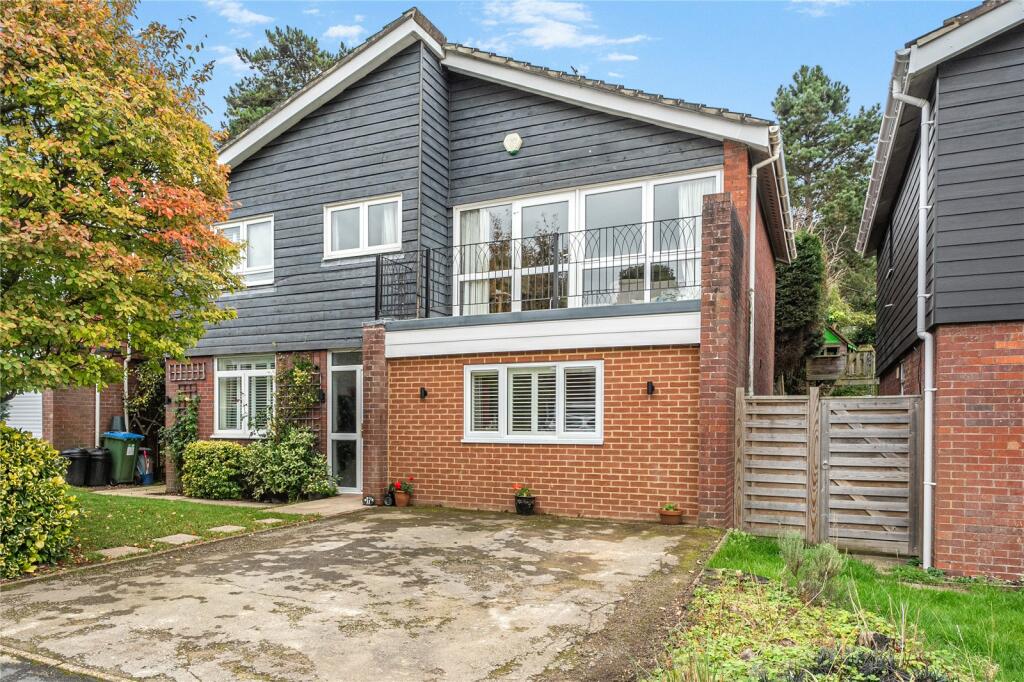 Main image of property: Chesterfield Drive, Sevenoaks, Kent