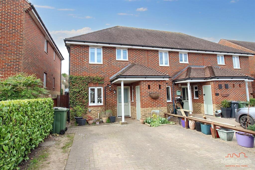 Main image of property: Norwood Close, Effingham, Leatherhead
