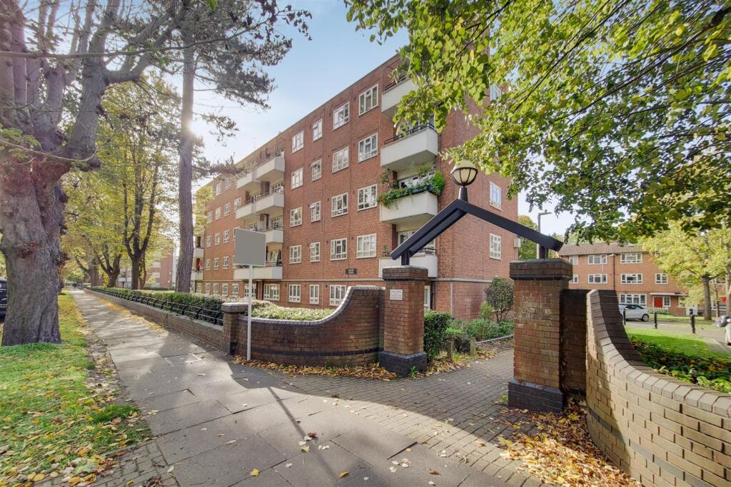 Main image of property: Aldrington Road, London