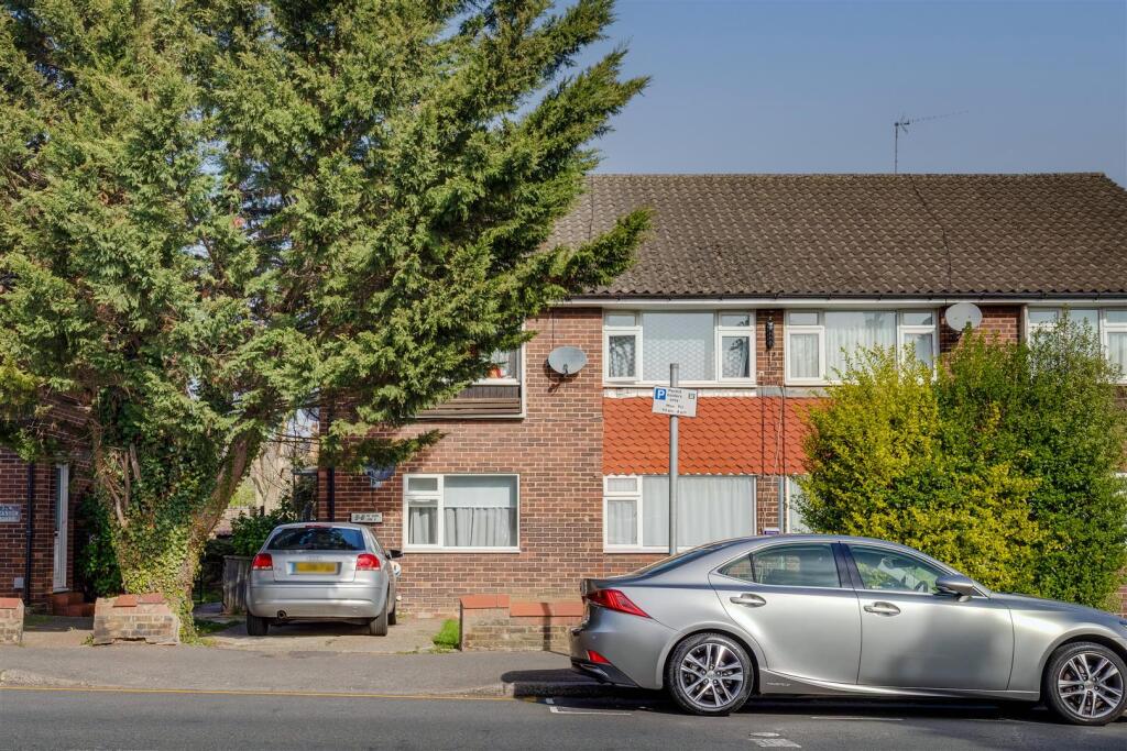 Main image of property: Central Road, Morden