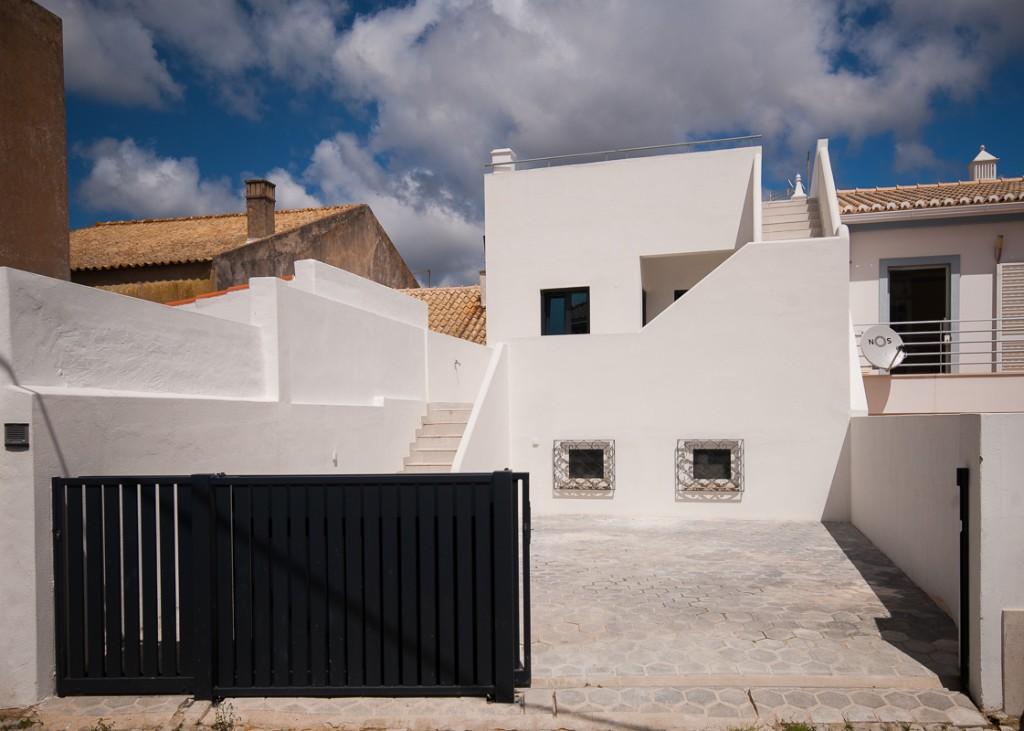 2 bedroom town house for sale in Alvor, Algarve, Portugal