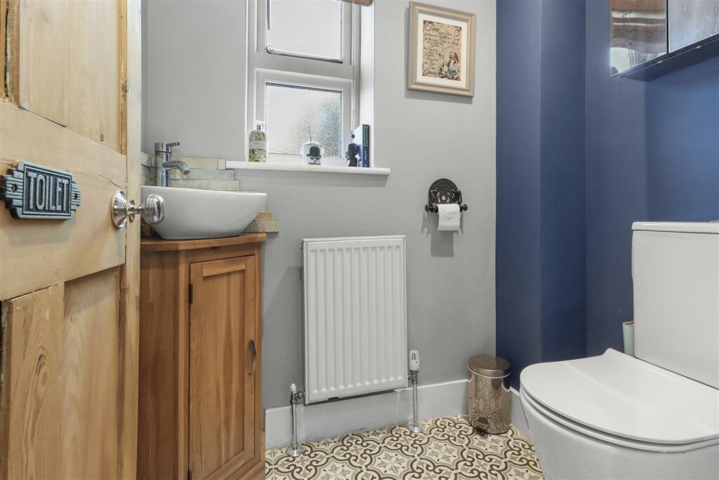 Additional property image - Featherbed Lane, Carters Corner, Hailsham