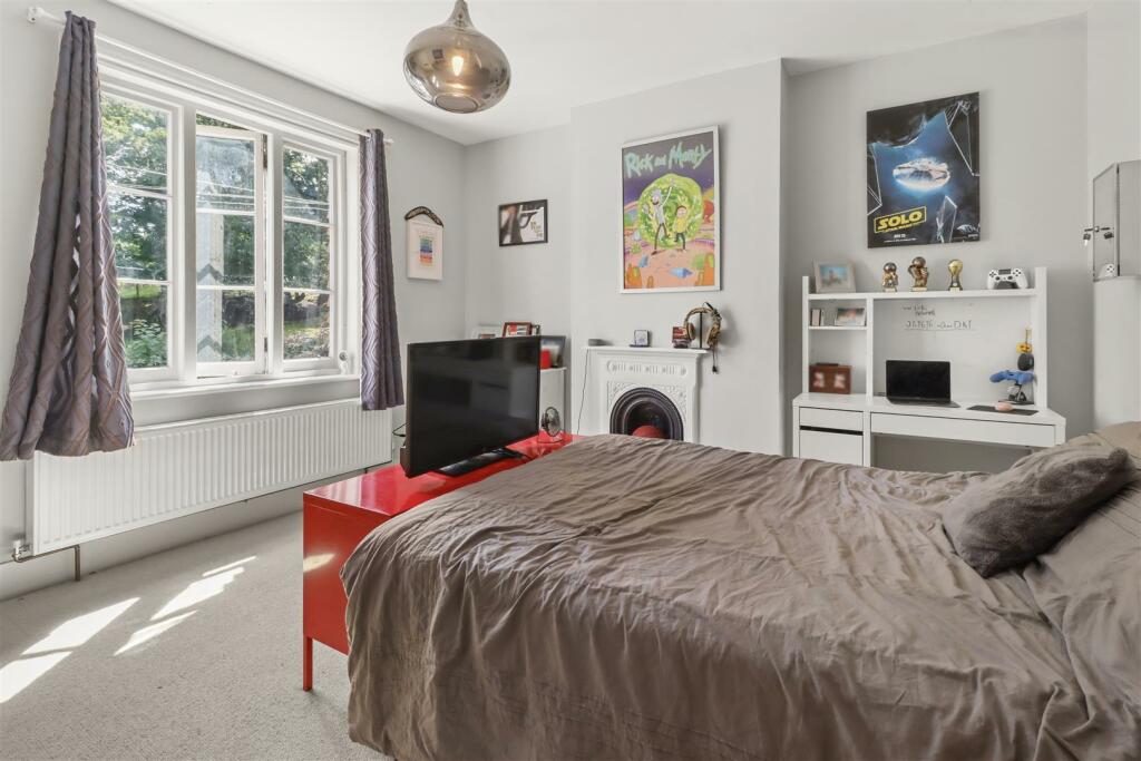 Additional property image - Featherbed Lane, Carters Corner, Hailsham