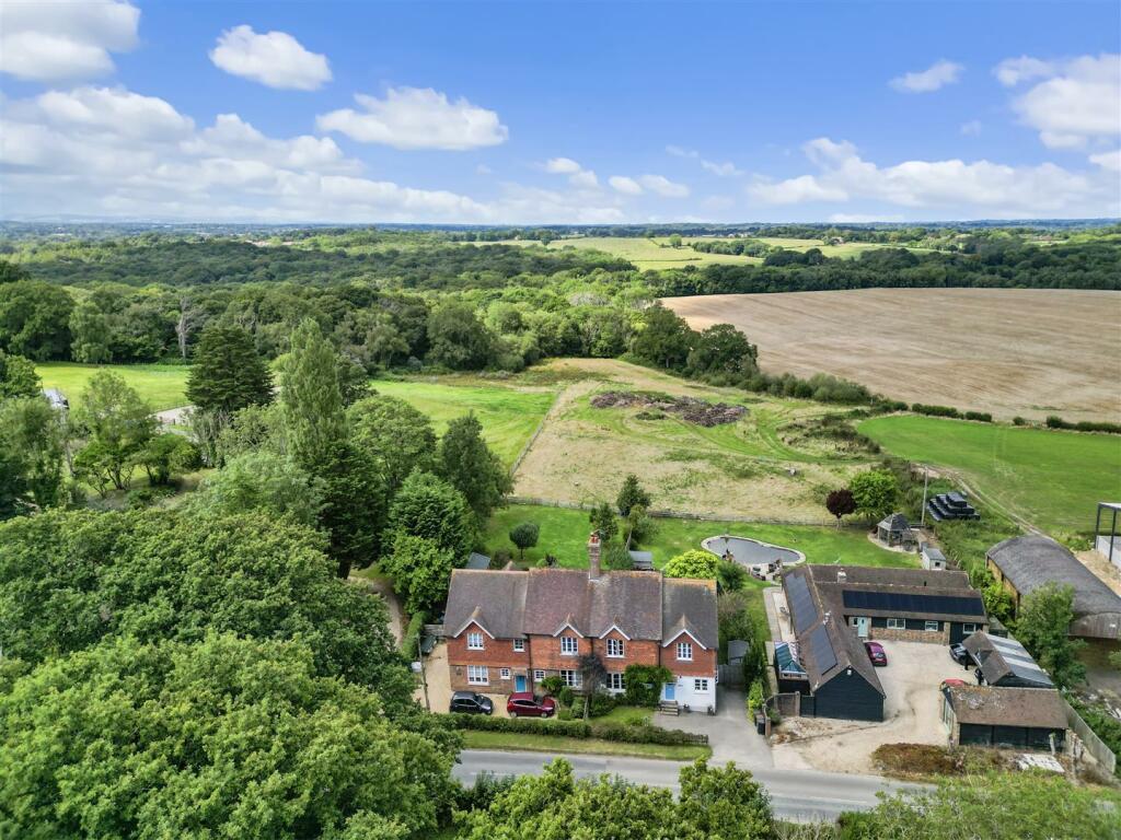 Additional property image - Featherbed Lane, Carters Corner, Hailsham