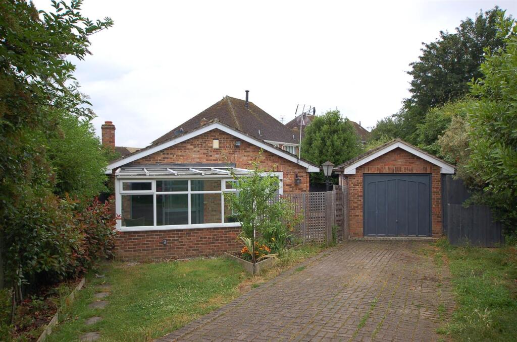 Main image of property: Darenth Avenue, Tonbridge