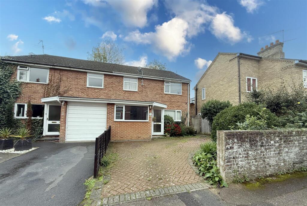 Main image of property: Uridge Road, Tonbridge