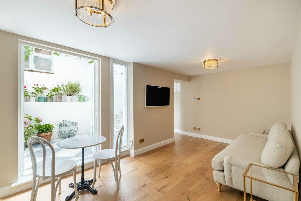 Main image of property: Ladbroke Grove, Ladbroke Grove, W10