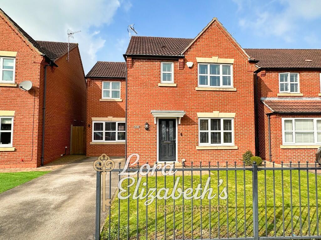 4 bedroom detached house for sale in King Road, Warsop, NG20