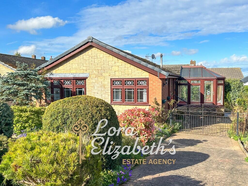 3 bedroom detached bungalow for sale in Acorn Ridge, Shirebrook, NG20