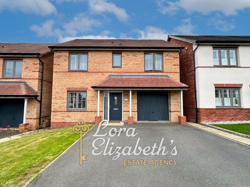 4 bedroom detached house for sale in Sorrell Square, Clipstone, NG21