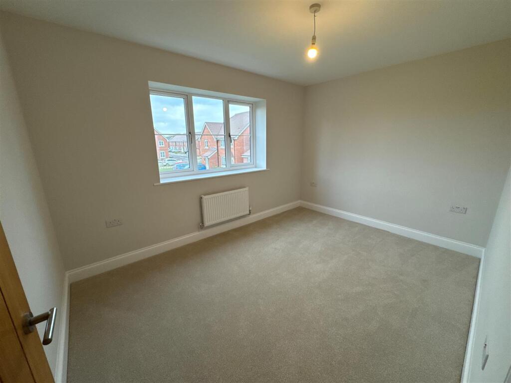 Additional property image - Bishopton Lane, Bishopton, Stratford-Upon-Avon