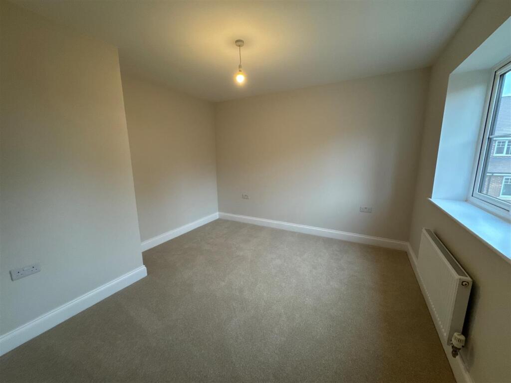 Additional property image - Bishopton Lane, Bishopton, Stratford-Upon-Avon