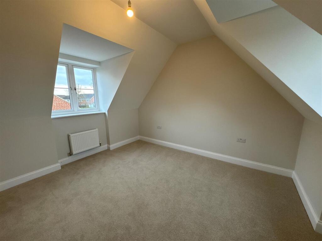 Additional property image - Bishopton Lane, Bishopton, Stratford-Upon-Avon