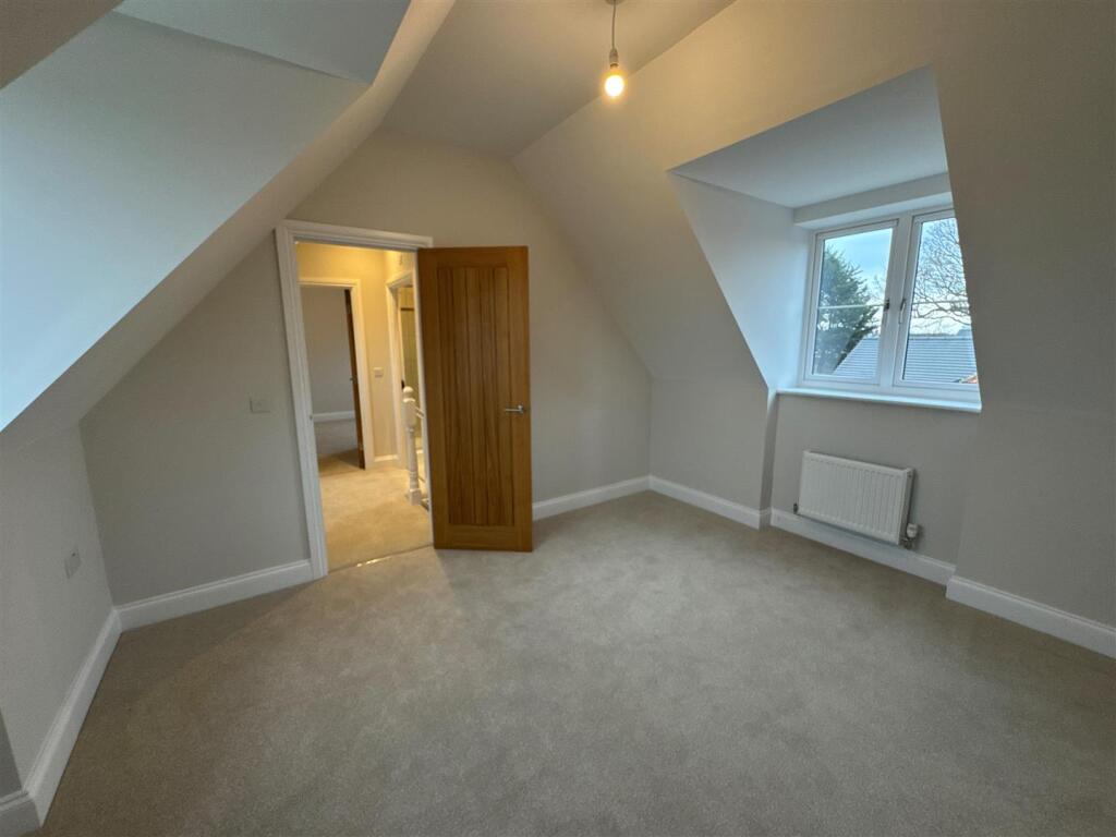 Additional property image - Bishopton Lane, Bishopton, Stratford-Upon-Avon