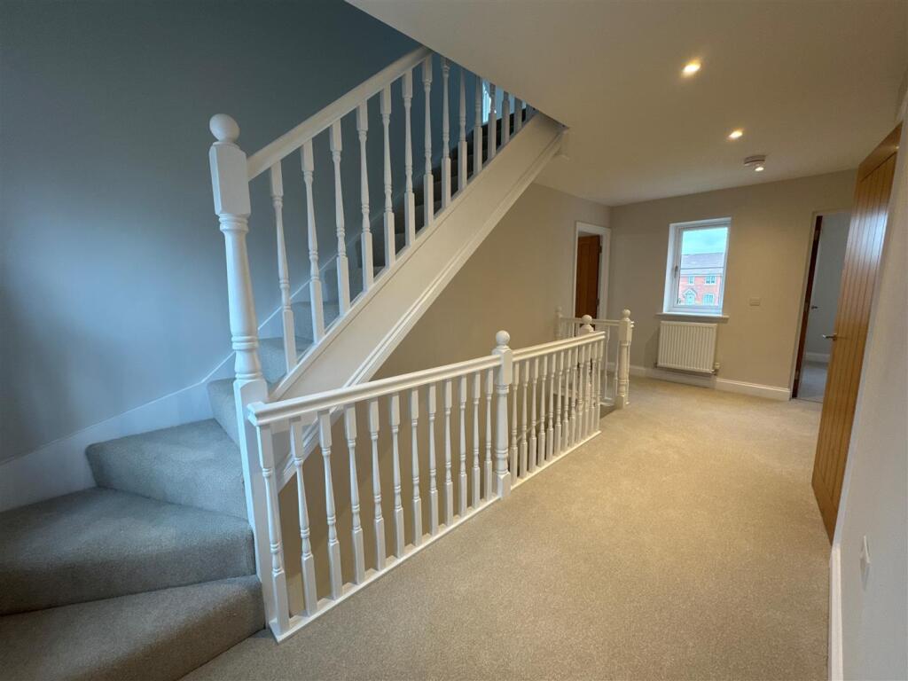 Additional property image - Bishopton Lane, Bishopton, Stratford-Upon-Avon