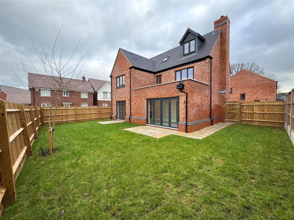 Additional property image - Bishopton Lane, Bishopton, Stratford-Upon-Avon