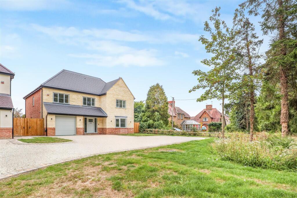 Main image of property: Banbury Road, Gaydon