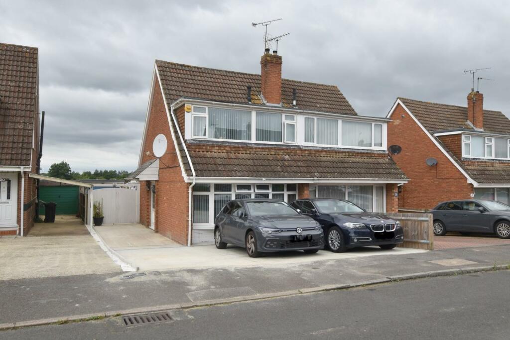 Main image of property: Farm Close, Ashford