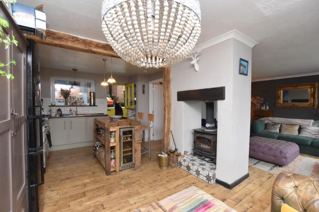 Additional property image - Naildown Close, Hythe