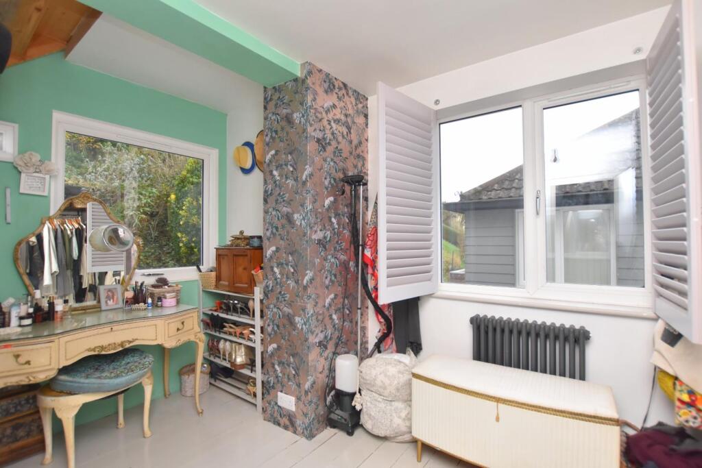 Additional property image - Naildown Close, Hythe