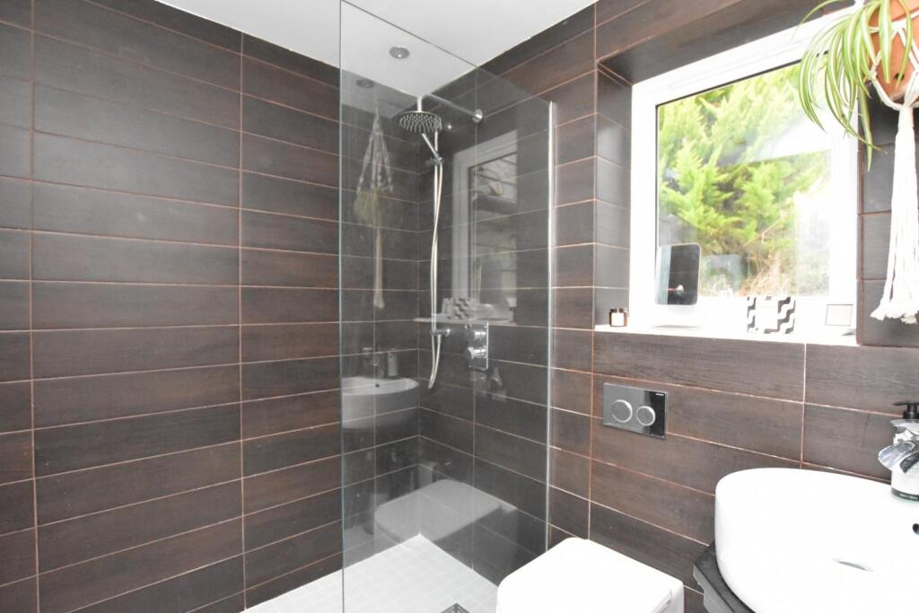 Additional property image - Naildown Close, Hythe