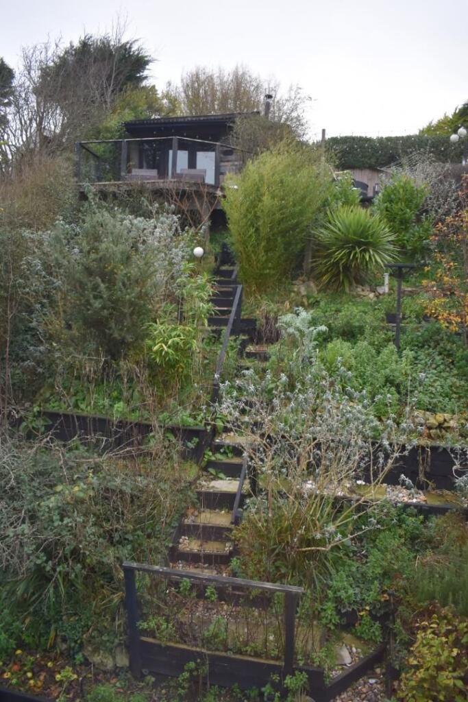 Additional property image - Naildown Close, Hythe