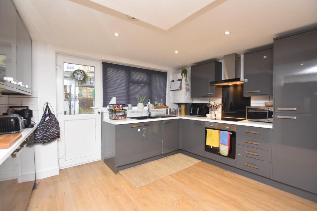 Additional property image - Pavilion Road, Folkestone