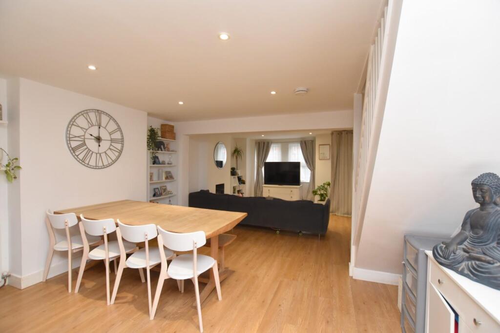 Additional property image - Pavilion Road, Folkestone